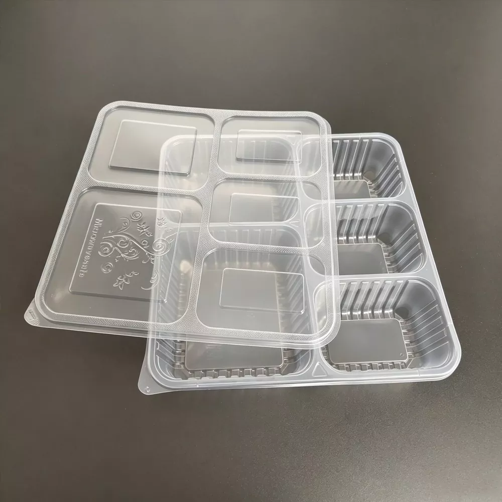 Yenidən istifadə edilə bilən plastik nahar qutusu bölmələri ilə